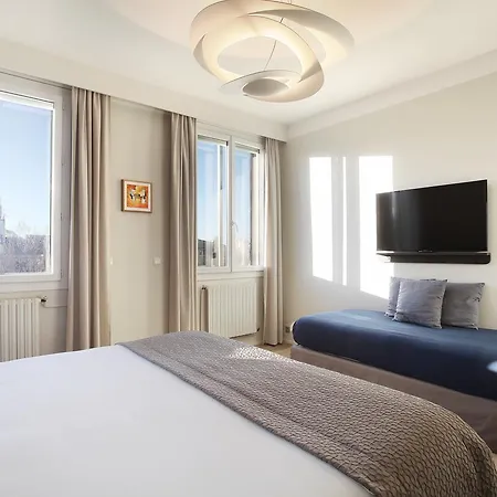 Negrecoste & Hotel 4*